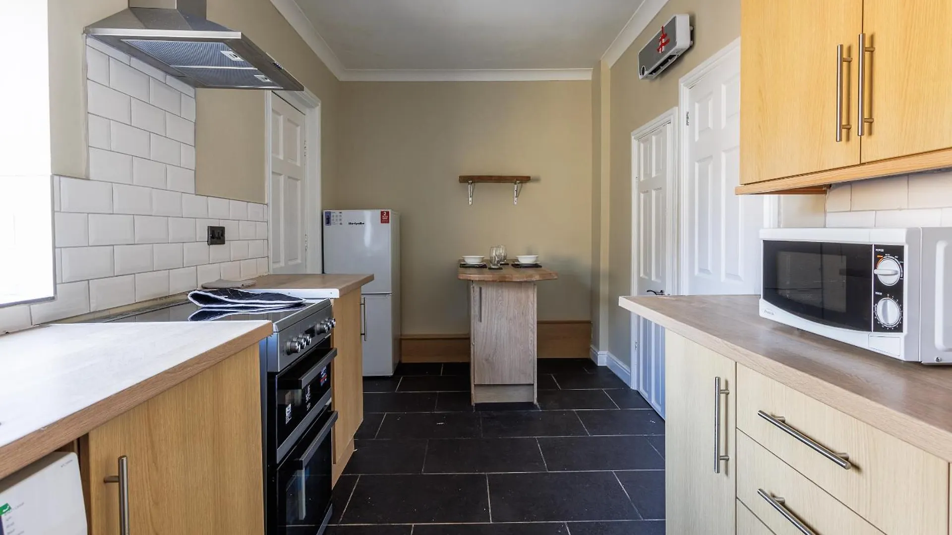 Dom wakacyjny 3 Bedroom Spacious Home 10 Mins Walk From Hospital Middlesbrough Wielka Brytania